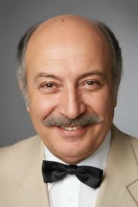 Turgut Boralı in Yalnız Adam