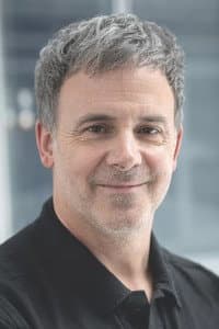 Éric Bernier in Nô