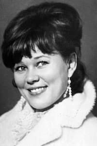 Lyusyena Ovchinnikova in Двадцать дней без войны