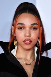 FKA twigs in The Crow