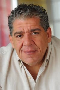 Joey Diaz in De hond die halloween red