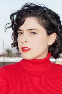 Ariel Kavoussi in Applesauce