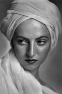 Ludmila Lvova in Nude... si muore