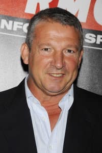Rolland Courbis in Zinédine Zidane - Comme dans un rêve