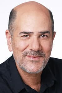 Shalom Shmuelov in Layla Lavan