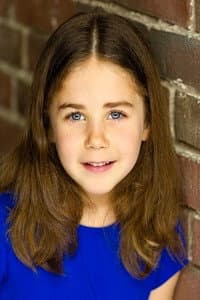 Hannah Kelderman in Noah's Truck