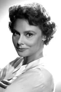 Irene Worth in Lost in Yonkers
