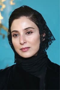 Anahita Afshar in Duet