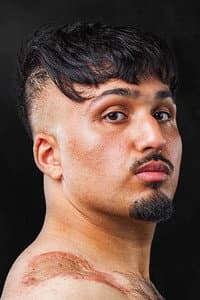 Hamad Khan in Idris Virgo vs. Aaron Chalmers