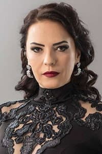 Yeşim Salkım in Eğreti Gelin Ladik