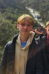 Riley Bates in Guy and Guys 4: Undead