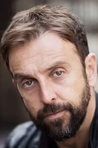 Craige Els in Treasure Island