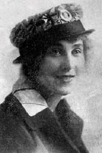 Lillian Cook in The Submarine Eye