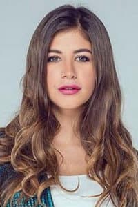 Malak Koura in اطلعولي Get Out Here for me - Step Outside