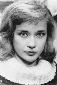Sylvia Syms in Ice Cold in Alex