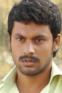 Akhil in Retta Vaalu