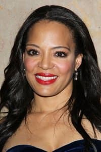 Luna Lauren Vélez in I Think I Do