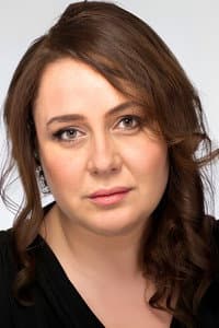 Binnaz Ekren in Emanet