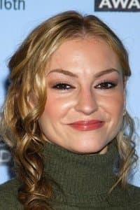 Drea de Matteo in Beacon Hill