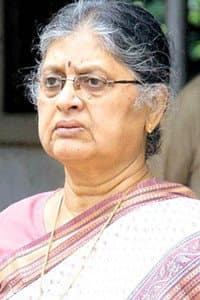 Sulabha Arya in Ghar Grihasti