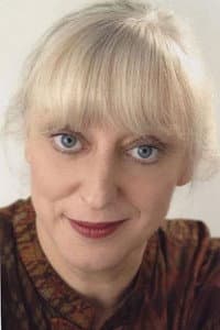 Claire Magnin in Plus tard tu comprendras