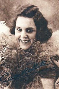 Jeanne Rollette in Gustave est médium
