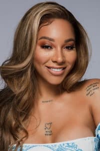 Munroe Bergdorf in Fee