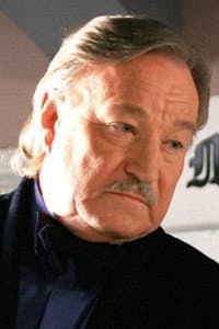 Ossi Ahlapuro in Naiset