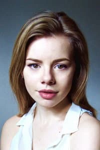 Raven Cousens in Art of Obsession