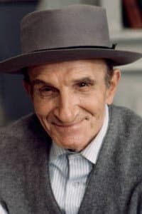 Leonard Barr in Record City