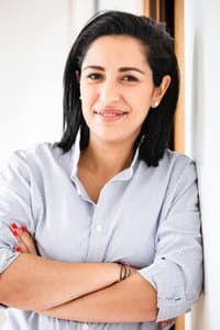 Sarah El Haïry in Homos en politique, le dire ou pas ?