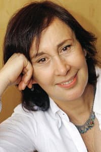 Mónica Carrasco in La niña en la palomera