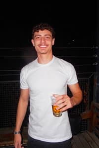 Gabriel Dexter in Uma história de amor (próprio)