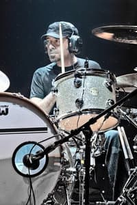Jeff Campitelli in Joe Satriani: Live in San Francisco