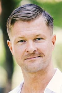 Egill Einarsson in Leynilögga
