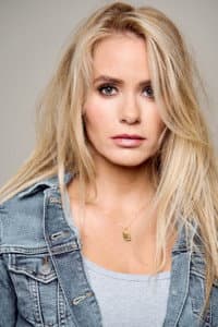 LeeAnne Bauer in Land of Wolves