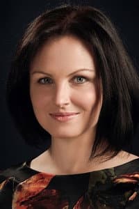Tatyana Novik in Чартер