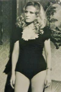Sandra Mantegna in Bachi da seta