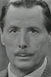Lucien Hubert in Les hommes veulent vivre