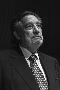 Octavio Paz in El Extraño Experimento del Profesor Elizondo