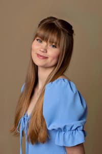 Ella Kempker in Rundown
