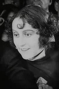 Anna Zemtsova in Mat