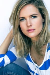 Amelia Jackson-Gray in Snakes on a Train