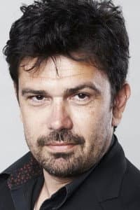 Fabrice Roux in Les 7 vies du docteur Laux
