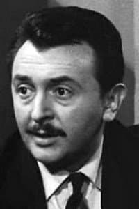 Paul Gay in Le Plus Heureux des trois