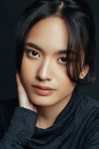 Arawinda Kirana in Like & Share