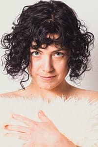 Alexandra Garrido in Arutinae