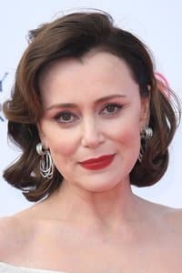 Keeley Hawes in Scoop