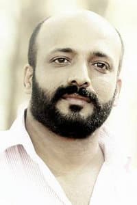 M B Padmakumar in Thetta