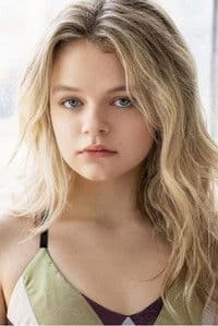 Kylie Rogers in Mercy
